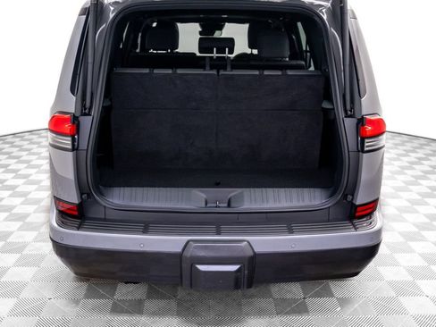 Used 2025 Lexus GX 550 w/ Cold Area Package image 33