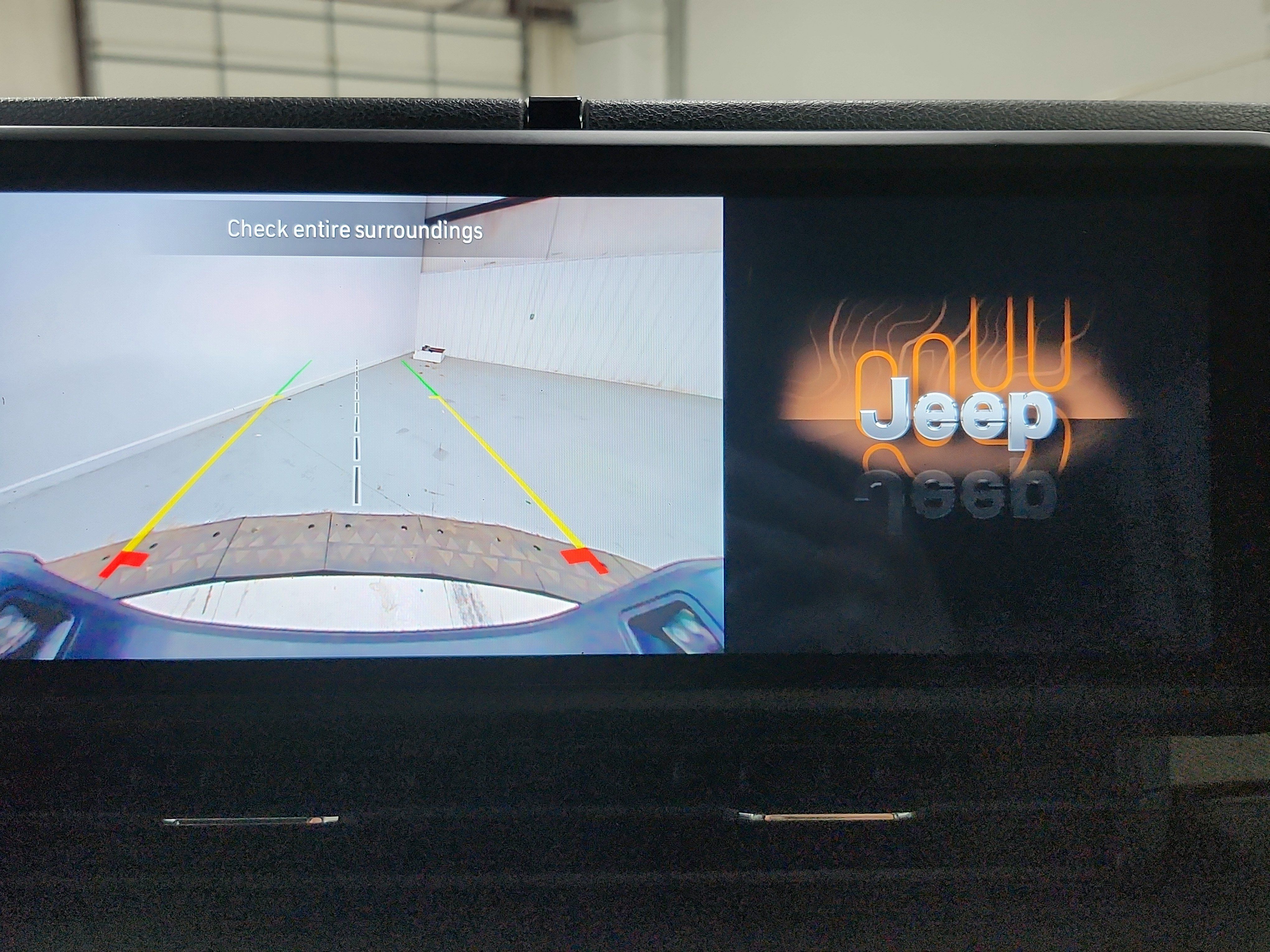 Used 2025 Jeep Gladiator Sport AWD/4WD image 14