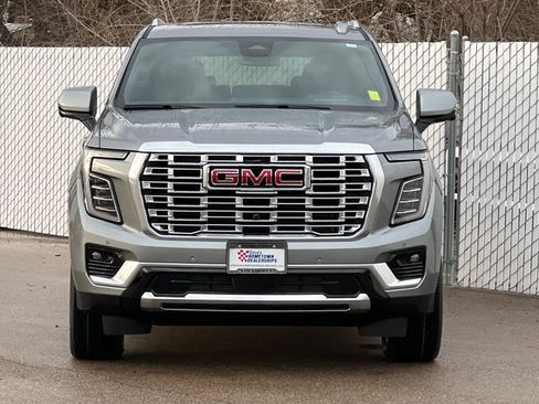New 2026 GMC Yukon XL Denali w/ Sun & Power Step Package image 6