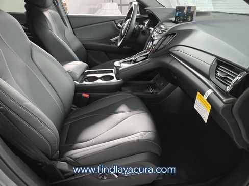 New 2026 Acura RDX SH-AWD image 17