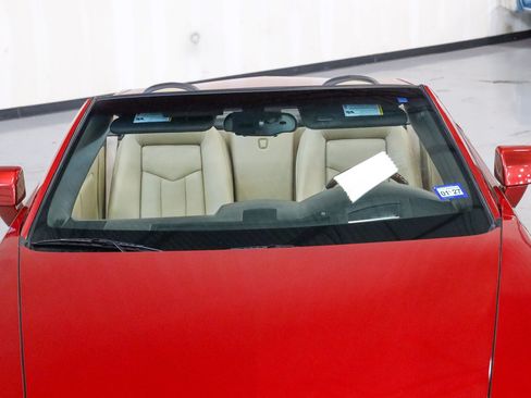 Used 2008 Cadillac XLR RWD image 35