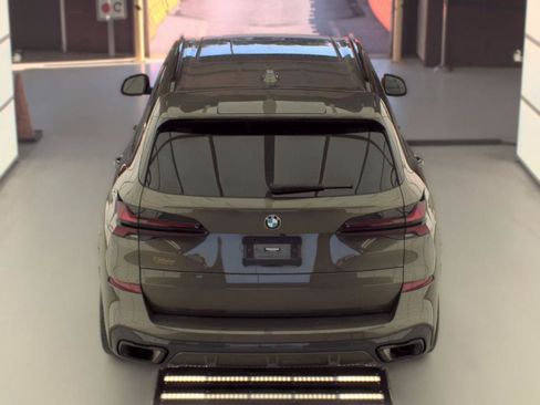 Used 2024 BMW X5 xDrive40i w/ Executive Package AWD/4WD image 3