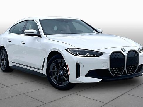 Used 2023 BMW i4 eDrive35 w/ Premium Package RWD image 2
