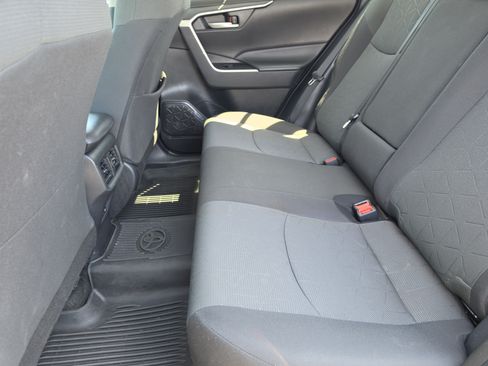 Certified 2023 Toyota RAV4 XLE w/ Convenience Package FWD image 10