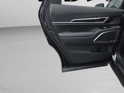 New 2025 Kia Telluride S image 32