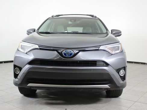 Used 2016 Toyota RAV4 Limited image 6
