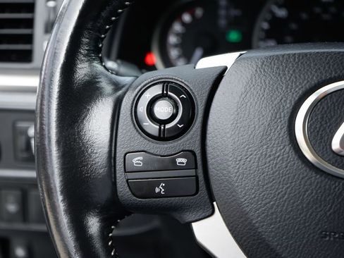 Used 2016 Lexus CT 200h w/ Accessory Package 2 FWD image 22