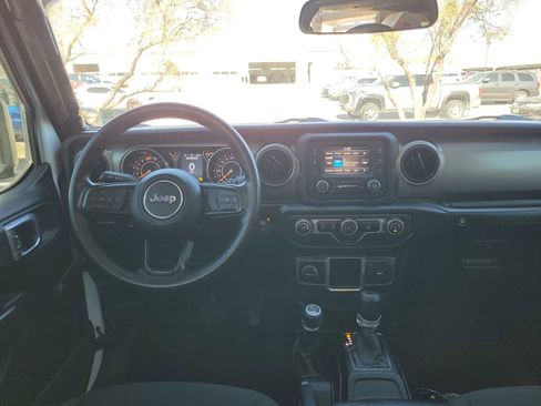 Used 2021 Jeep Wrangler Unlimited Sport image 10