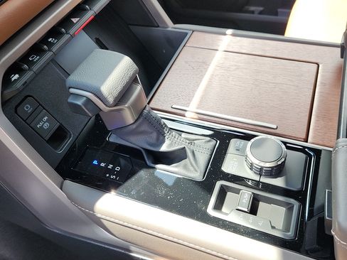 New 2026 Toyota Tundra 1794 Edition AWD/4WD image 18