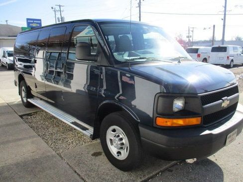 Used 2014 Chevrolet Express 3500 LS image 3