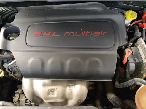 Used 2021 Jeep Compass Latitude w/ Convenience Group AWD/4WD image 30