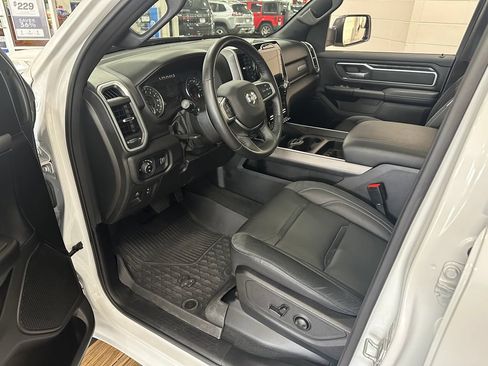 Used 2023 RAM 1500 Big Horn AWD/4WD image 11
