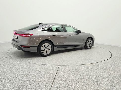 Used 2025 Audi A6 e-tron Premium w/ Ultra Package image 5