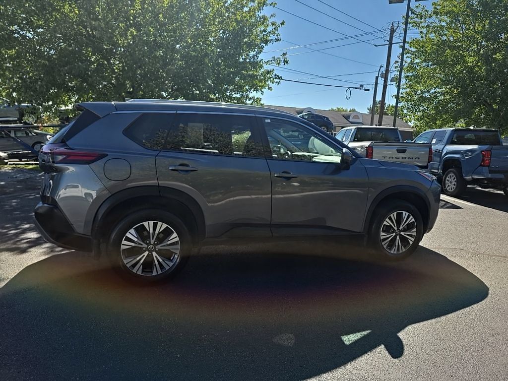 Used 2021 Nissan Rogue SV w/ Premium Package AWD/4WD image 9