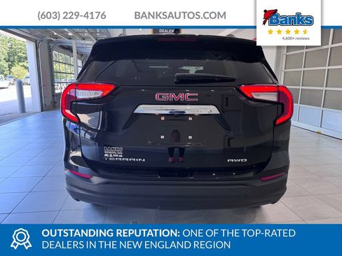 Certified 2024 GMC Terrain SLE w/ Driver Convenience Package AWD/4WD image 7