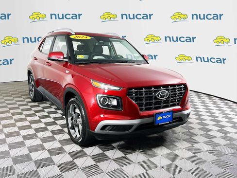 Certified 2024 Hyundai Venue SEL FWD image 1