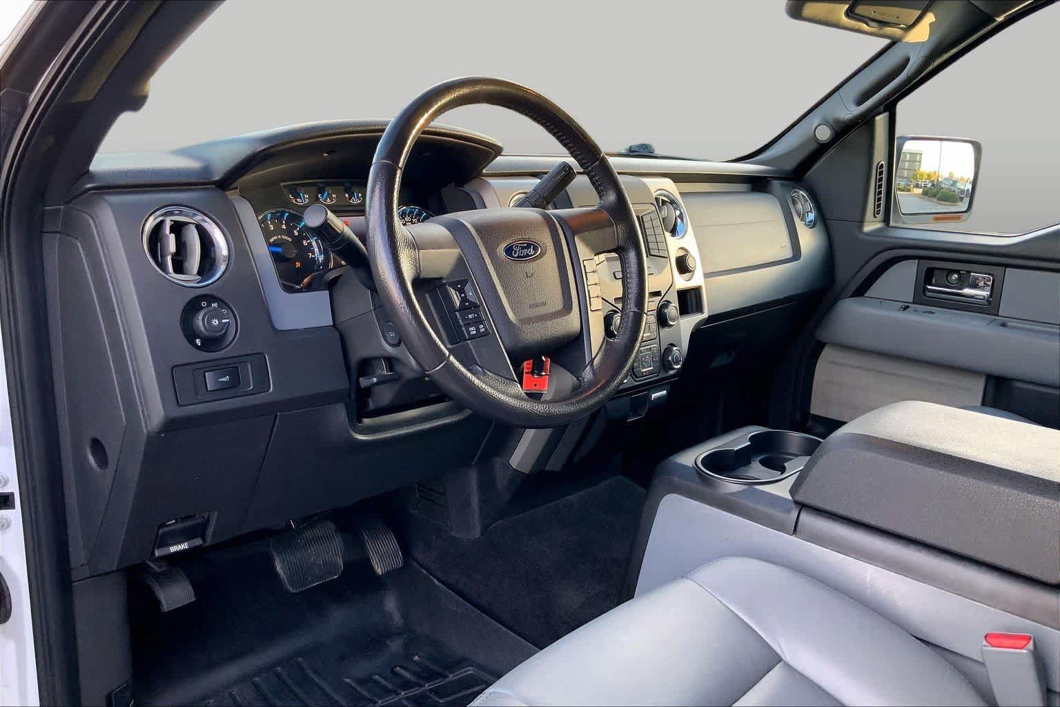 Used 2014 Ford F150 XLT w/ Equipment Group 302A Luxury AWD/4WD image 14