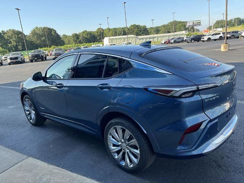 New 2025 Buick Envista Avenir image 5