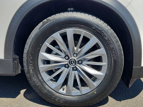 Certified 2024 MAZDA CX-90 3.3 Turbo w/ Preferred Plus AWD/4WD image 9