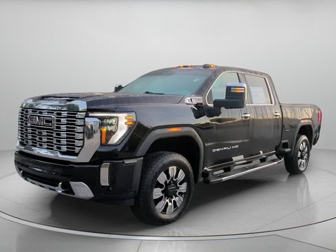 Used 2024 GMC Sierra 2500 Denali w/ Denali Reserve Package AWD/4WD image 12