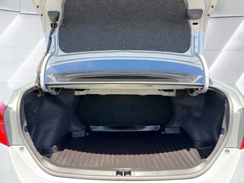 Used 2019 Toyota Corolla XSE FWD image 19
