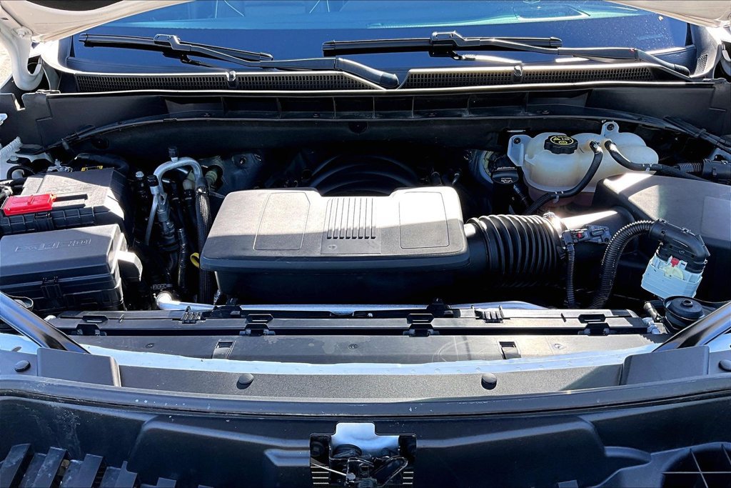 Certified 2023 Cadillac Escalade Premium Luxury w/ LPO, Floor Liner Package AWD/4WD image 9