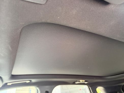 Used 2021 Ford Edge ST-Line AWD/4WD image 20