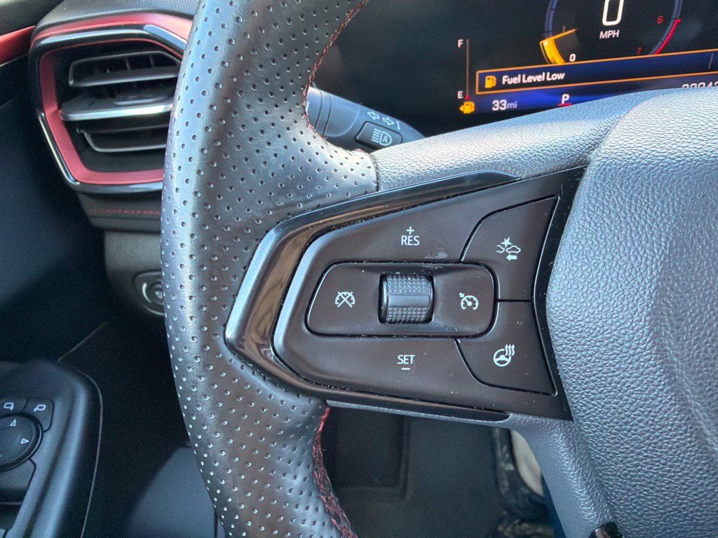 Used 2025 Chevrolet TrailBlazer RS FWD image 20
