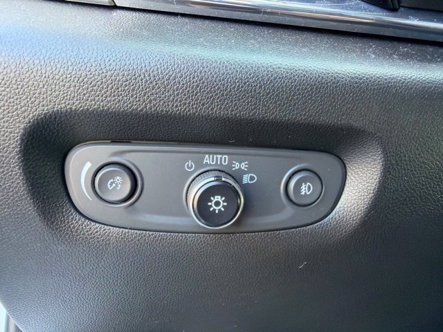 Used 2018 Chevrolet Traverse LT FWD image 10