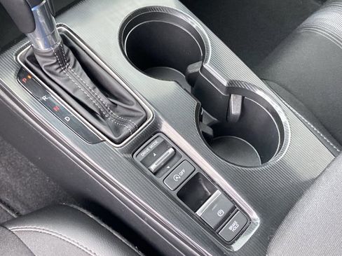 Used 2025 Honda Civic Sport image 40