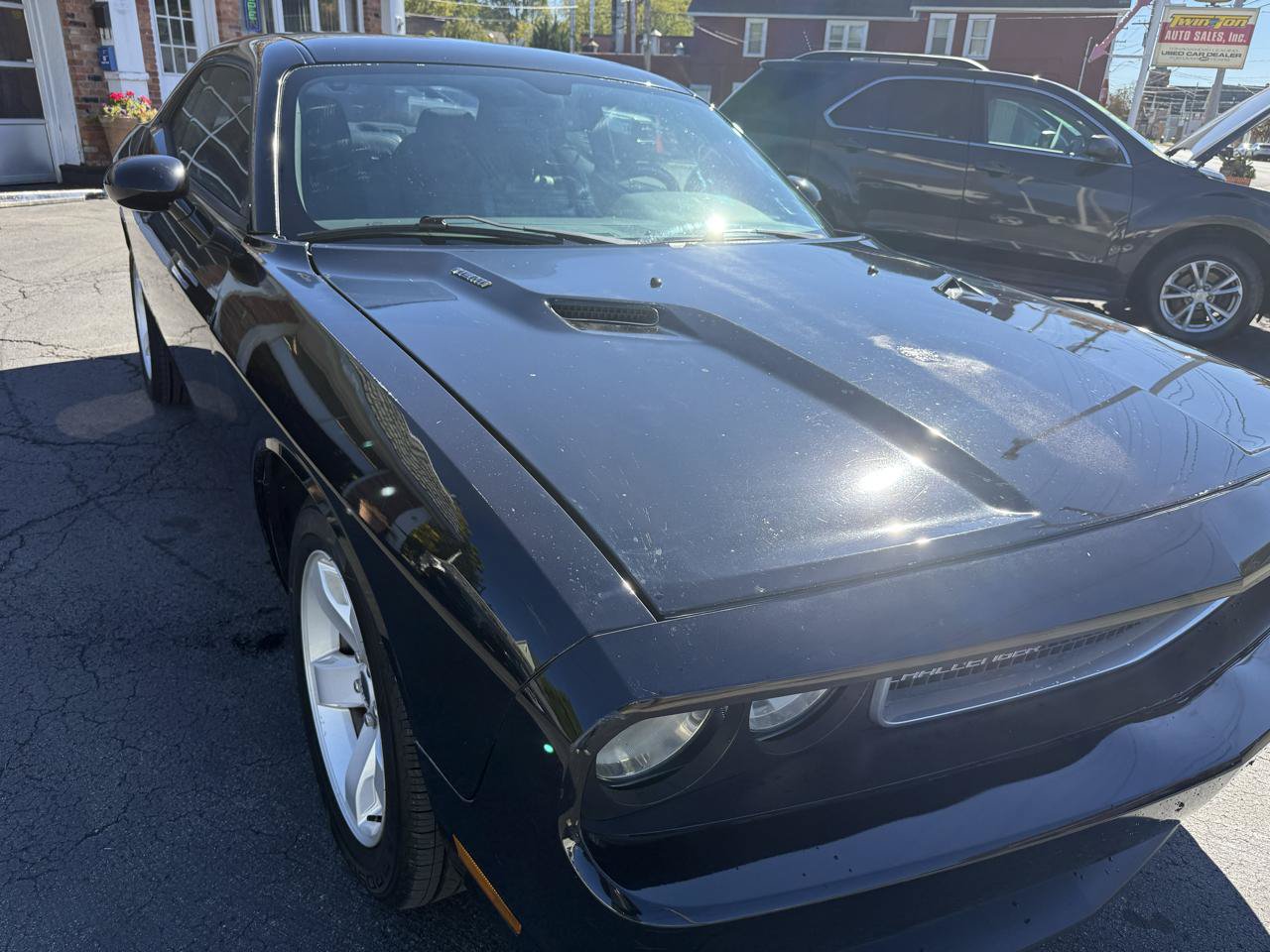 Used 2014 Dodge Challenger R/T RWD image 12
