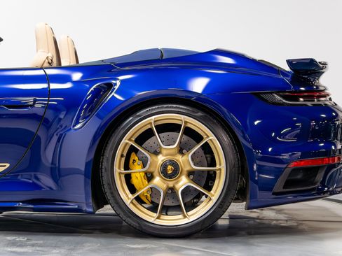 Used 2021 Porsche 911 Turbo S image 38