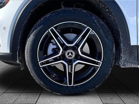 New 2026 Mercedes-Benz GLB 250 4MATIC image 15