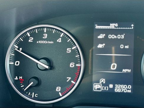 Certified 2025 Subaru Crosstrek 2.5i Limited w/ Crosstrek Mirror Package image 18