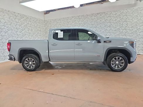 Used 2024 GMC Sierra 1500 AT4 w/ Technology Package image 7