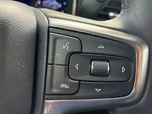 Used 2023 Chevrolet Silverado 1500 LT image 13