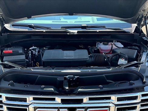 New 2026 GMC Yukon Denali AWD/4WD image 11