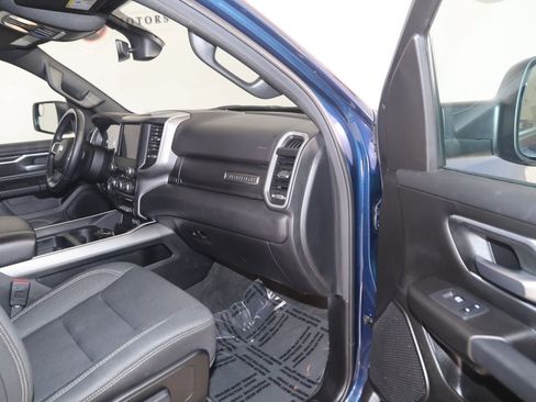 Used 2023 RAM 1500 Big Horn AWD/4WD image 37