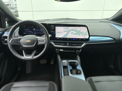 Used 2024 Chevrolet Equinox EV LT AWD/4WD image 18