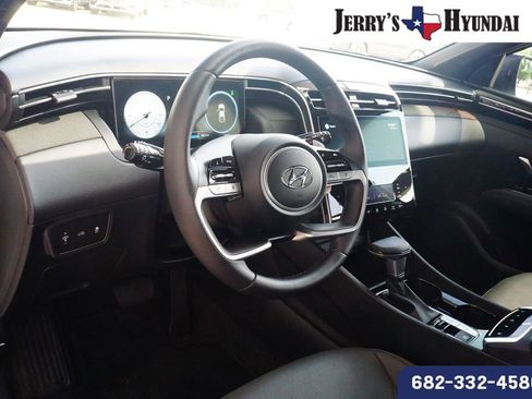 Used 2022 Hyundai Santa Cruz Limited AWD/4WD image 19