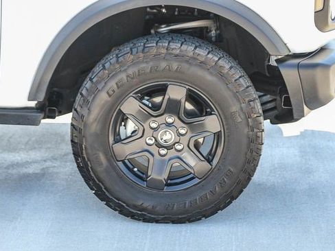 Used 2024 Ford Bronco Black Diamond AWD/4WD image 10