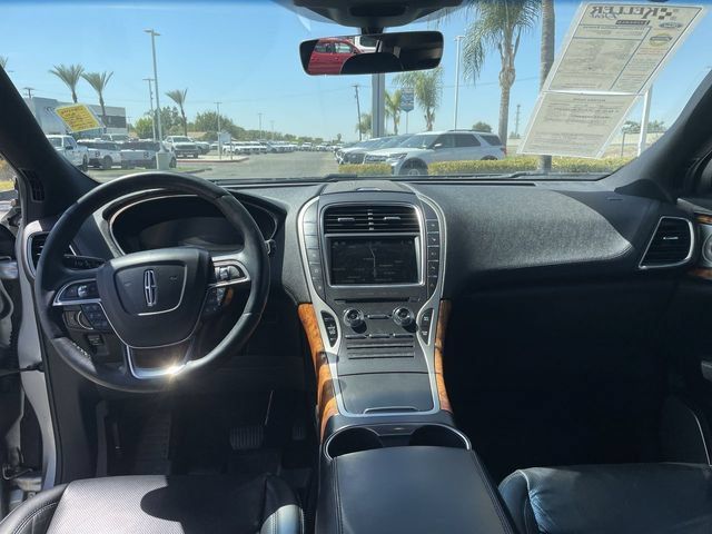 Used 2020 Lincoln Nautilus Reserve w/ Equipment Group 202A AWD/4WD image 20