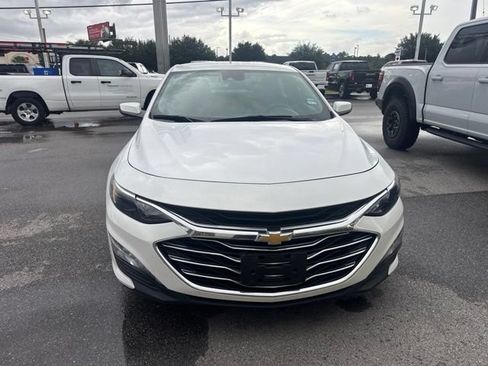 Used 2025 Chevrolet Malibu LT FWD image 8