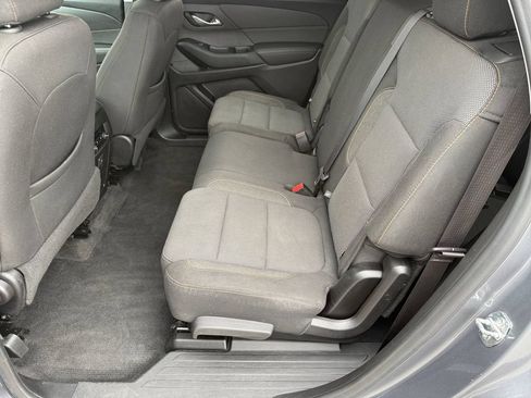 Used 2019 Chevrolet Traverse LS FWD image 11