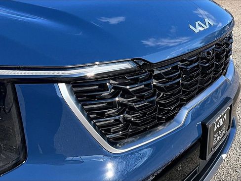 Used 2025 Kia Sorento SX image 31