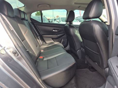 Used 2020 Nissan Sentra SR w/ Premium Package FWD image 28