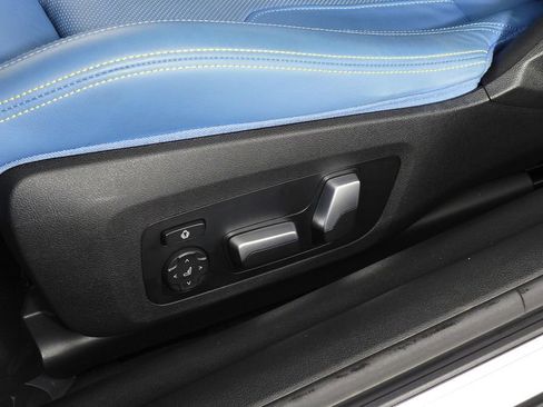 Used 2023 BMW M4 xDrive Competition w/ Executive Package AWD/4WD image 23