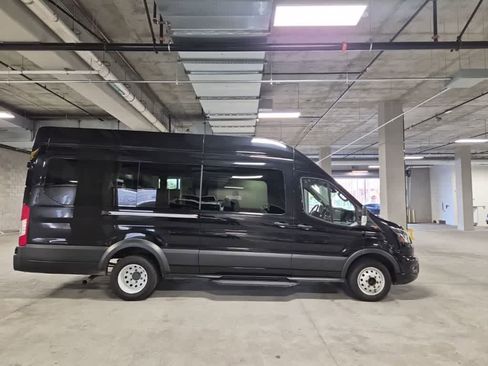 Used 2023 Ford Transit 350 XLT RWD image 6