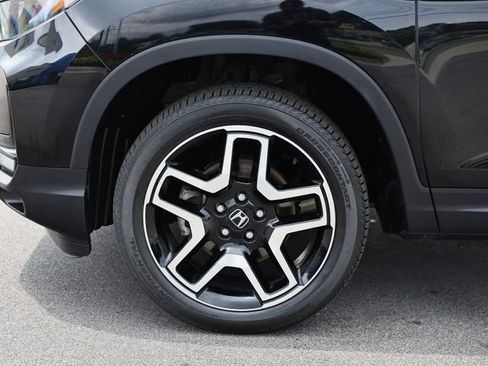 Used 2023 Honda Passport Elite image 5