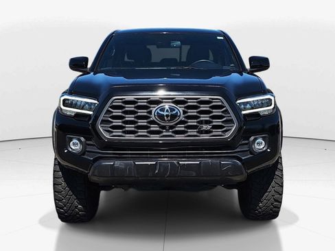 Used 2023 Toyota Tacoma TRD Off-Road w/ TRD Premium Off Road Package AWD/4WD image 9